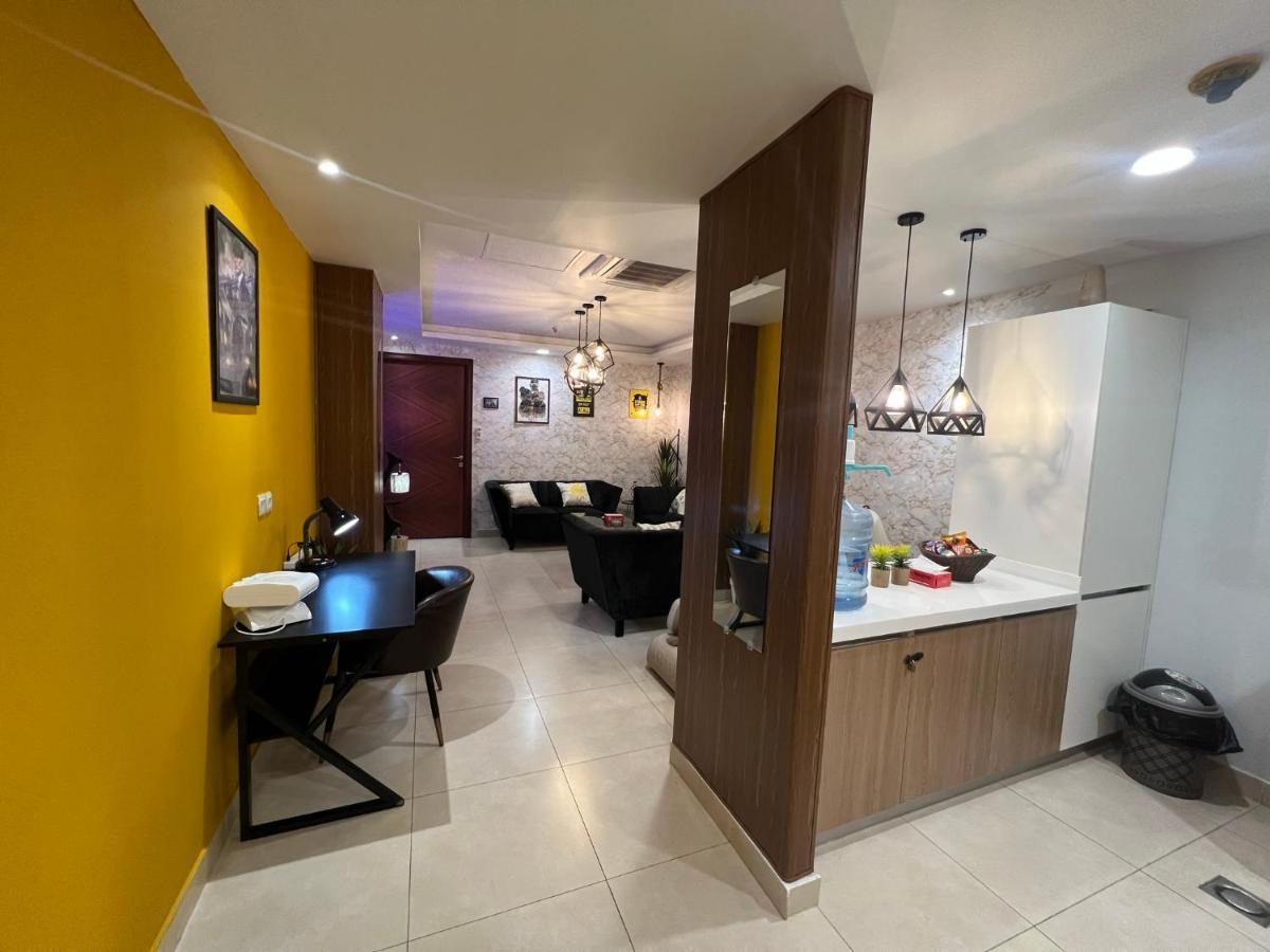 Sunset Luxury Gold Crest Mall Residency Lahore Buitenkant foto