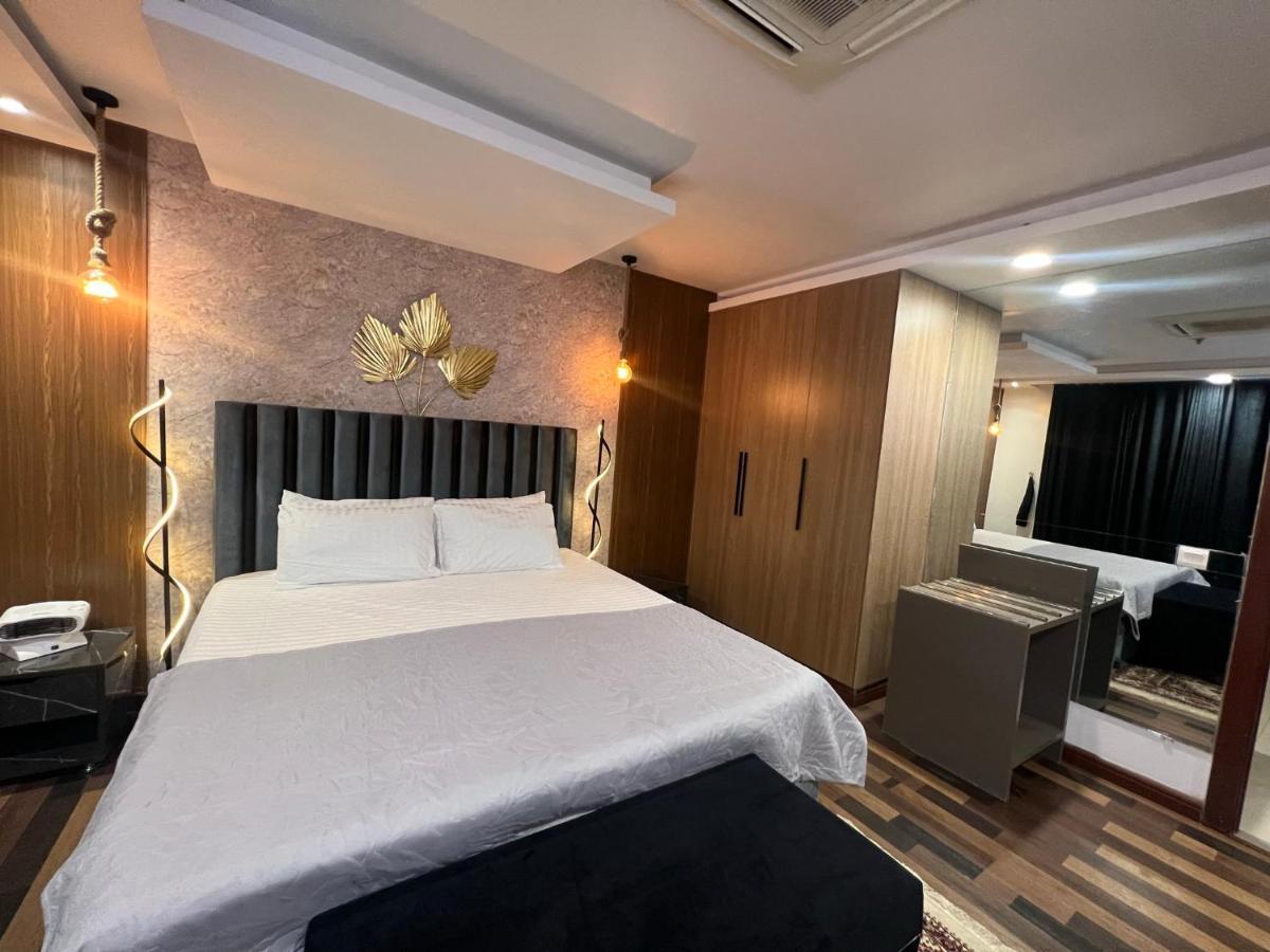 Sunset Luxury Gold Crest Mall Residency Lahore Buitenkant foto