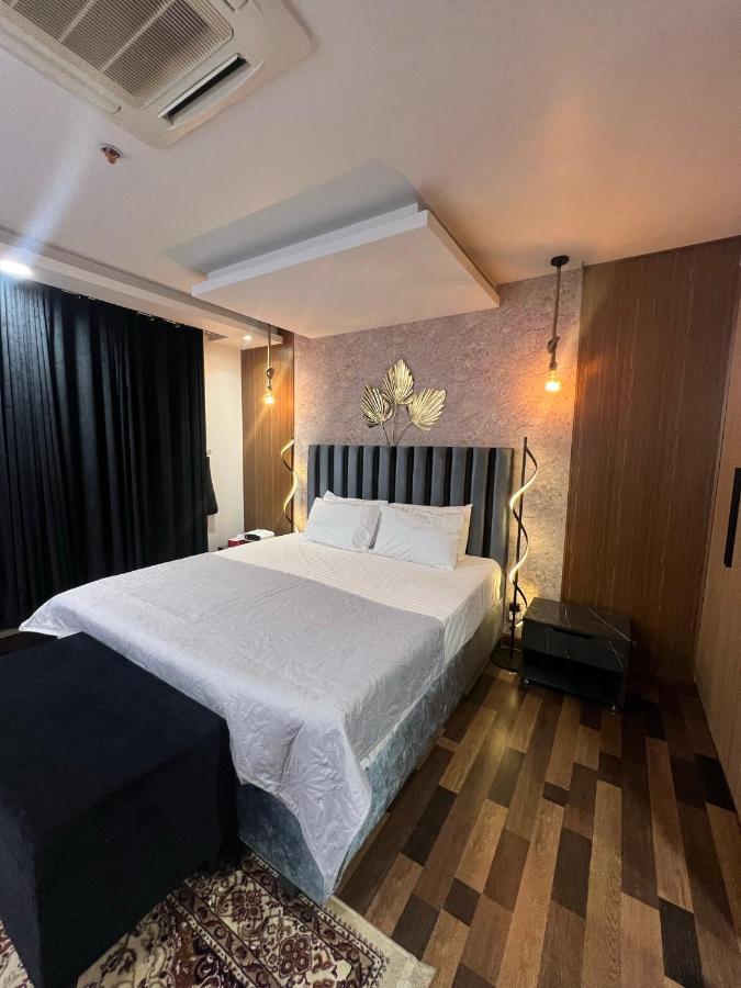 Sunset Luxury Gold Crest Mall Residency Lahore Buitenkant foto