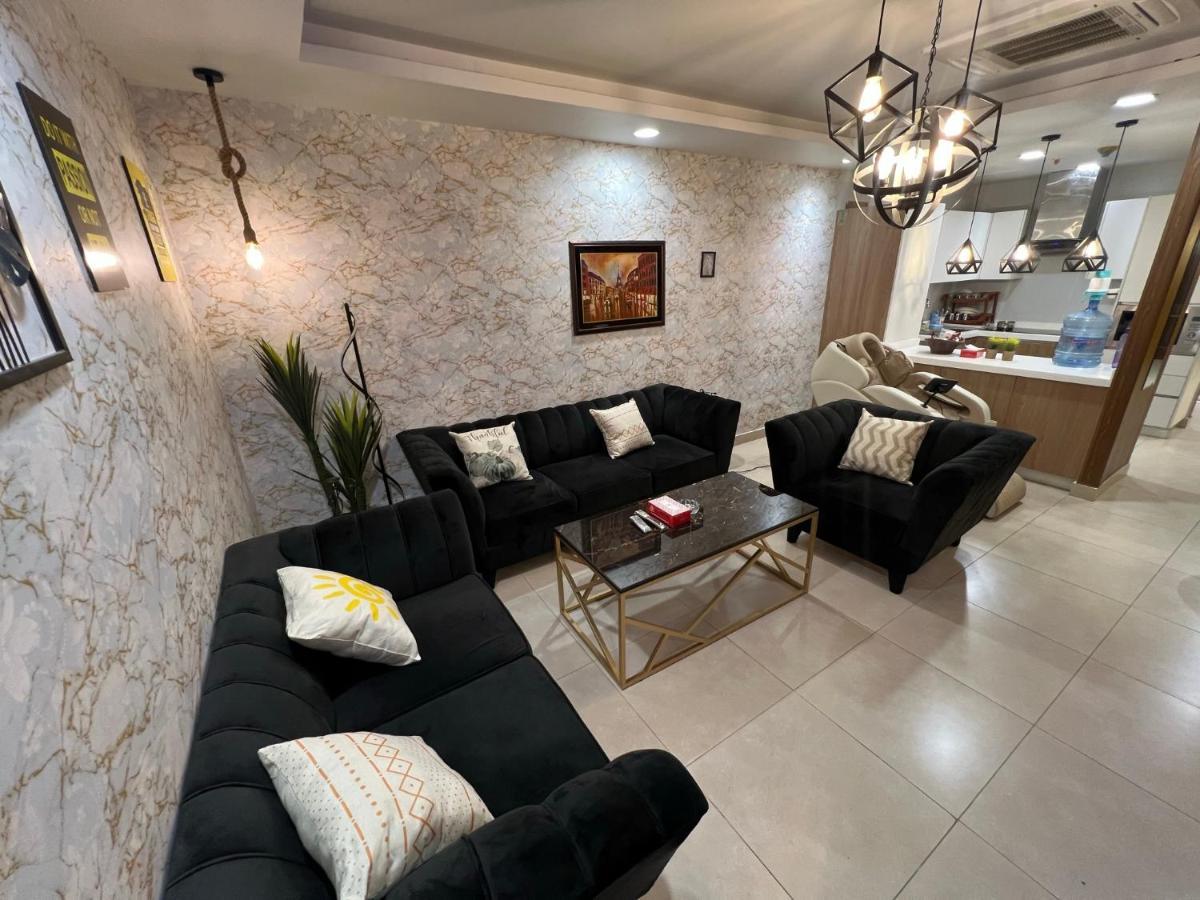 Sunset Luxury Gold Crest Mall Residency Lahore Buitenkant foto