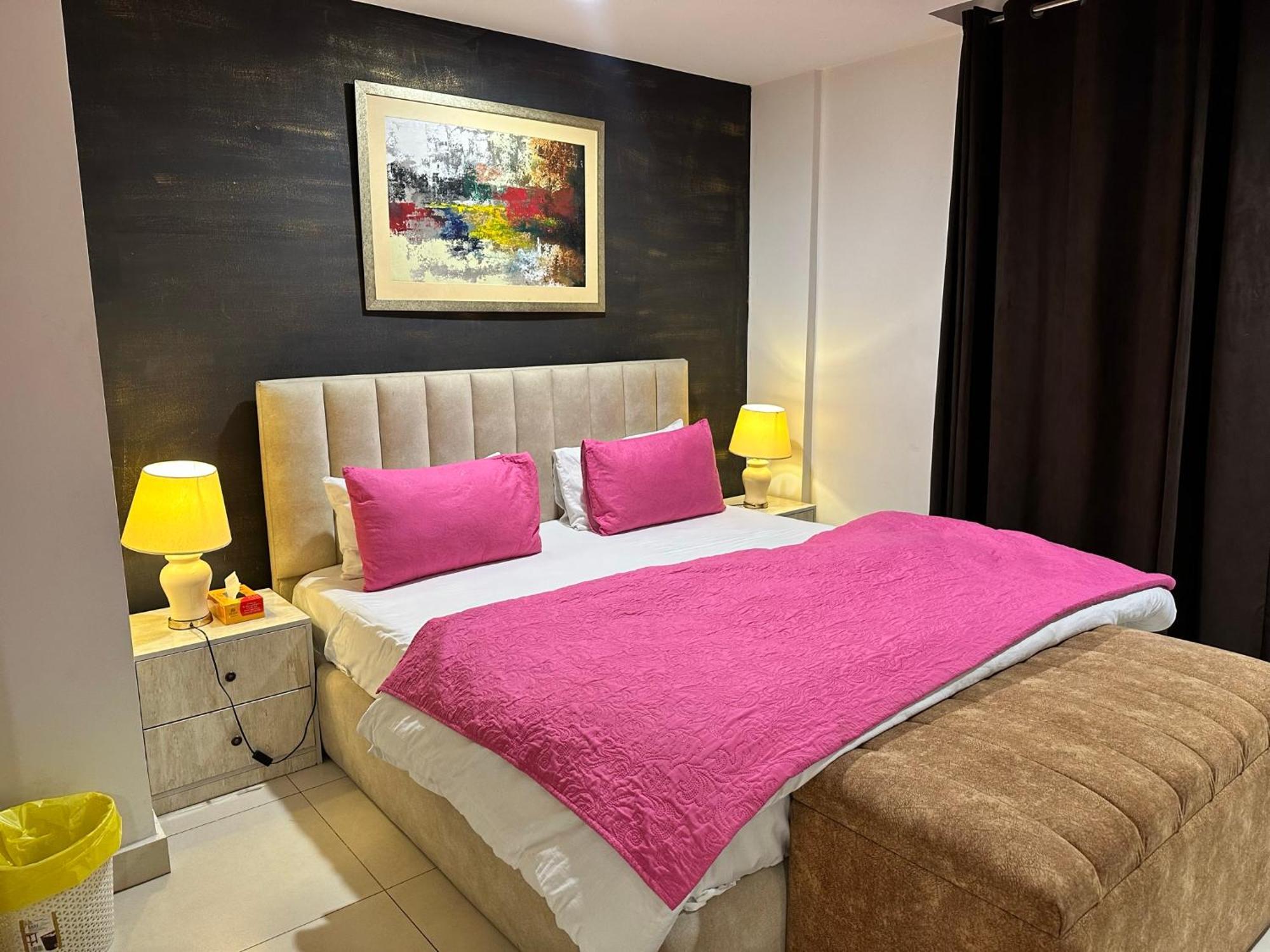 Sunset Luxury Gold Crest Mall Residency Lahore Buitenkant foto