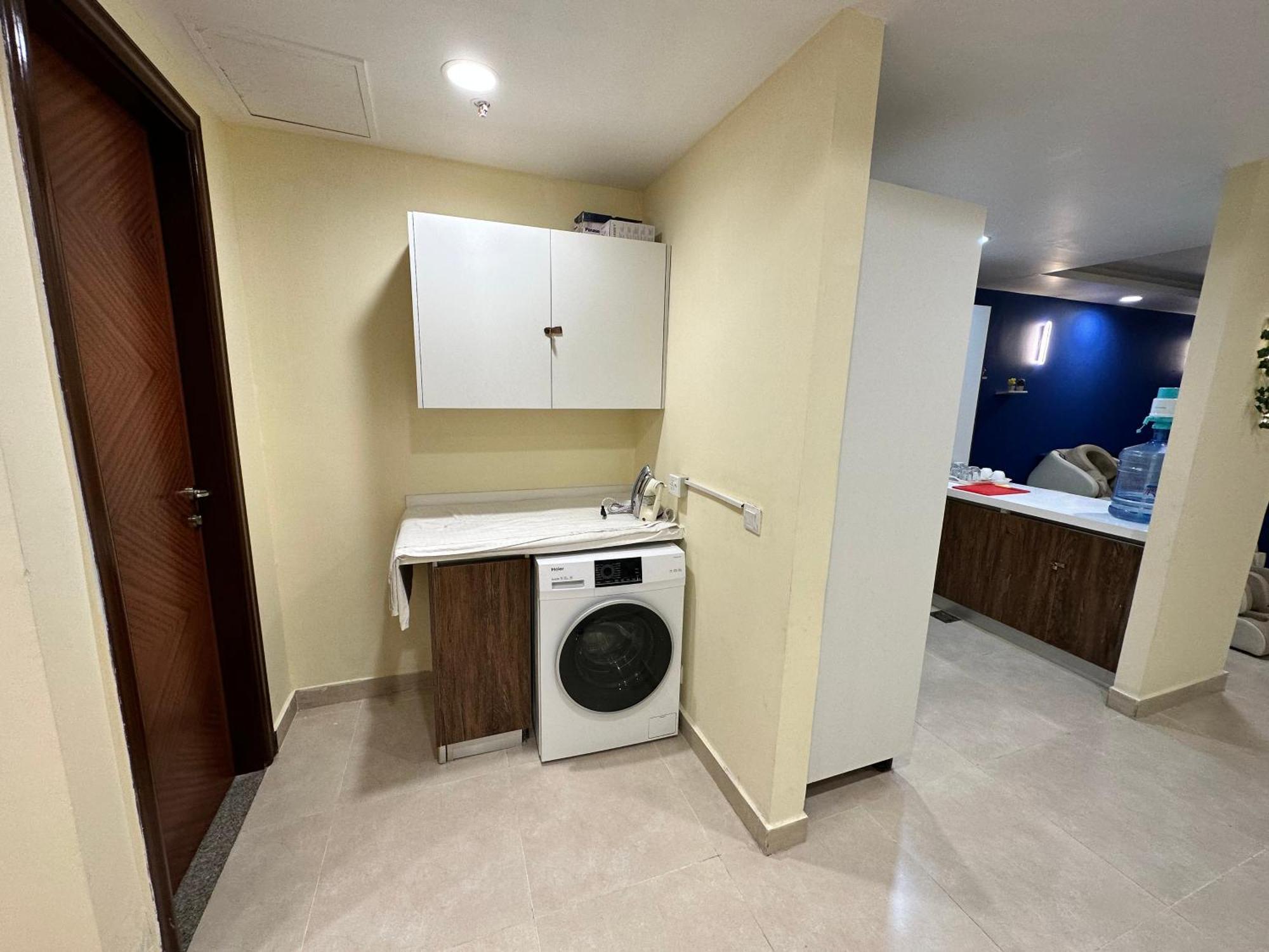 Sunset Luxury Gold Crest Mall Residency Lahore Buitenkant foto