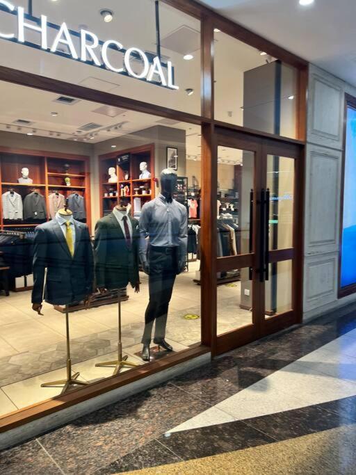 Sunset Luxury Gold Crest Mall Residency Lahore Buitenkant foto